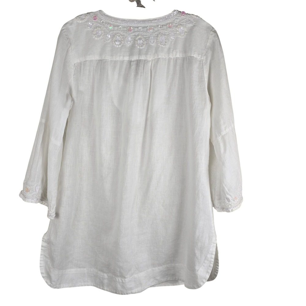 Chico's Size 1 White Linen Cotton Blend Embellished Tunic Top Sequin V-Neck - Picture 4 of 6